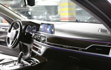 BMW 7 серия, 2017 год, 4 500 000 рублей, 23 фотография