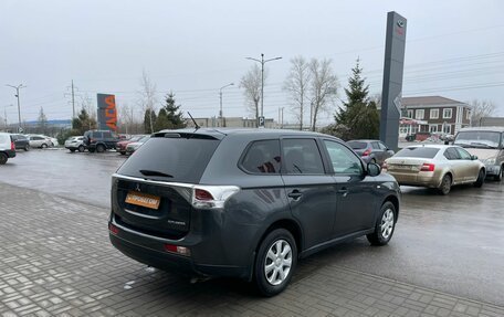 Mitsubishi Outlander III рестайлинг 3, 2014 год, 1 360 000 рублей, 5 фотография