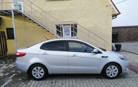 KIA Rio III рестайлинг, 2012 год, 800 000 рублей, 5 фотография