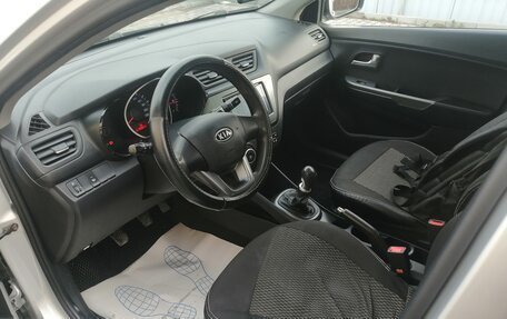 KIA Rio III рестайлинг, 2012 год, 800 000 рублей, 10 фотография