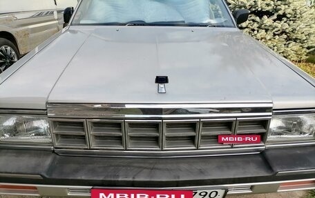 Nissan Laurel VIII, 1985 год, 750 000 рублей, 2 фотография