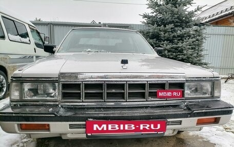 Nissan Laurel VIII, 1985 год, 750 000 рублей, 3 фотография