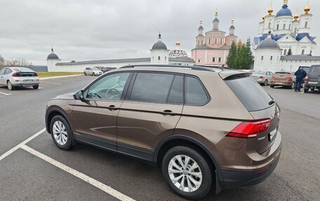 Volkswagen Tiguan II, 2020 год, 2 350 000 рублей, 4 фотография