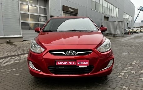 Hyundai Solaris II рестайлинг, 2012 год, 970 000 рублей, 2 фотография