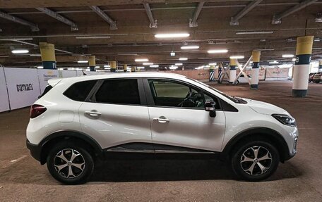 Renault Kaptur I рестайлинг, 2020 год, 2 000 000 рублей, 5 фотография