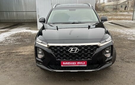 Hyundai Santa Fe III рестайлинг, 2018 год, 3 500 000 рублей, 1 фотография