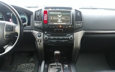 Toyota Land Cruiser 200, 2011 год, 3 200 000 рублей, 16 фотография