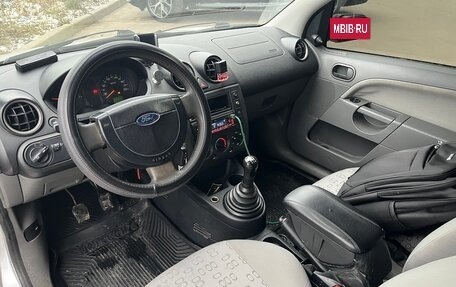 Ford Fiesta, 2003 год, 449 000 рублей, 8 фотография