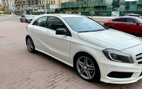 Mercedes-Benz A-Класс, 2015 год, 1 380 000 рублей, 6 фотография