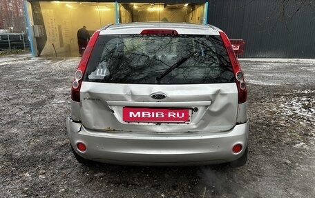 Ford Fiesta, 2006 год, 210 000 рублей, 3 фотография