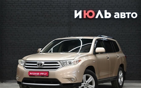 Toyota Highlander III, 2011 год, 2 500 000 рублей, 1 фотография