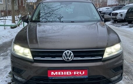 Volkswagen Tiguan II, 2017 год, 2 250 000 рублей, 1 фотография