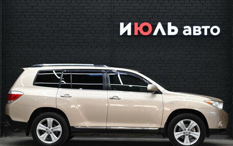 Toyota Highlander III, 2011 год, 2 500 000 рублей, 12 фотография