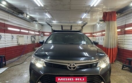 Toyota Camry, 2015 год, 2 330 000 рублей, 2 фотография