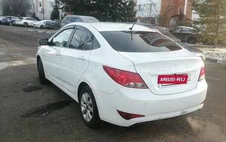 Hyundai Solaris II рестайлинг, 2015 год, 725 000 рублей, 6 фотография