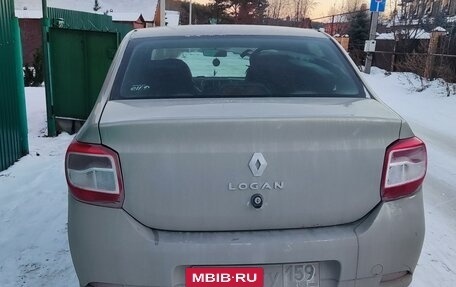 Renault Logan II, 2016 год, 630 000 рублей, 3 фотография