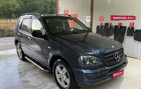 Mercedes-Benz M-Класс, 2000 год, 930 000 рублей, 1 фотография