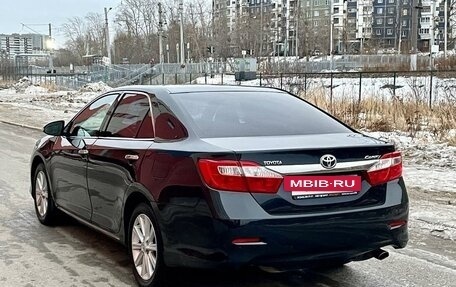 Toyota Camry, 2012 год, 1 630 000 рублей, 5 фотография