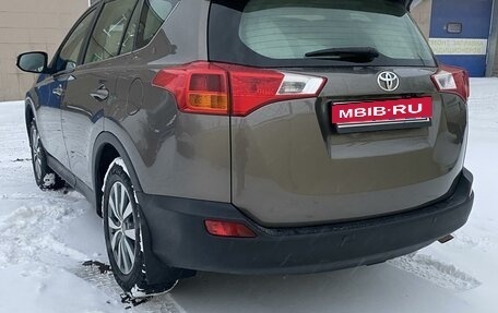 Toyota RAV4, 2013 год, 1 890 000 рублей, 2 фотография