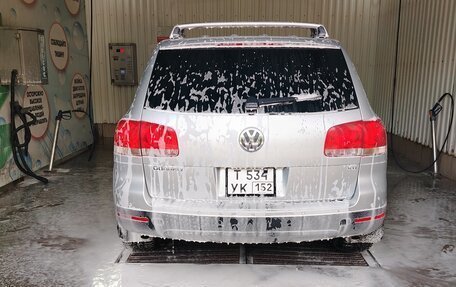 Volkswagen Touareg III, 2005 год, 950 000 рублей, 11 фотография