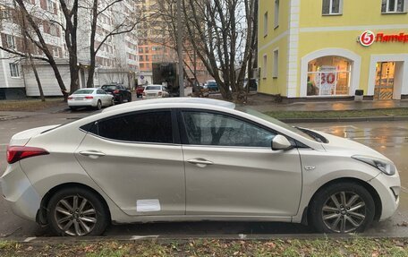 Hyundai Elantra V, 2014 год, 600 000 рублей, 5 фотография