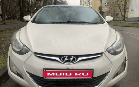 Hyundai Elantra V, 2014 год, 600 000 рублей, 2 фотография