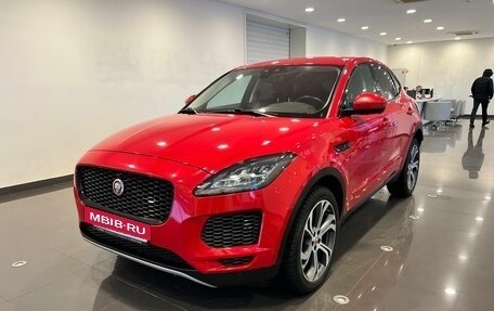 Jaguar E-Pace, 2019 год, 2 910 000 рублей, 3 фотография