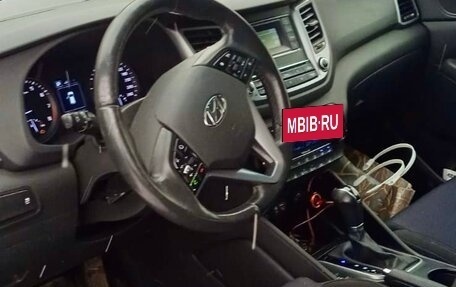 Hyundai Tucson III, 2016 год, 1 750 000 рублей, 7 фотография