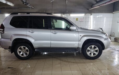 Toyota Land Cruiser Prado 120 рестайлинг, 2007 год, 3 600 000 рублей, 20 фотография