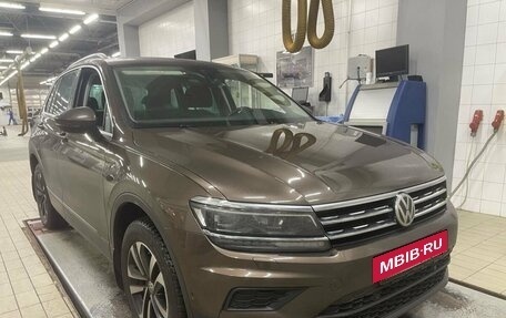 Volkswagen Tiguan II, 2020 год, 3 350 000 рублей, 6 фотография