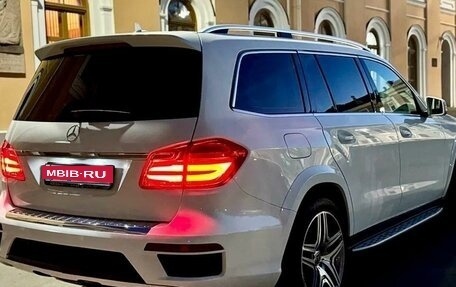 Mercedes-Benz GL-Класс, 2014 год, 4 444 444 рублей, 8 фотография