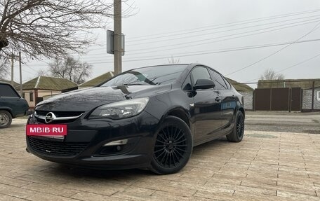 Opel Astra J, 2013 год, 1 050 000 рублей, 9 фотография