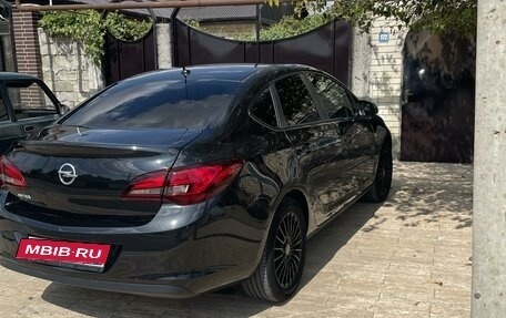 Opel Astra J, 2013 год, 1 050 000 рублей, 13 фотография