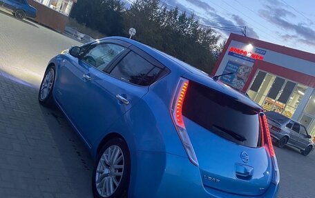 Nissan Leaf I, 2011 год, 550 000 рублей, 4 фотография