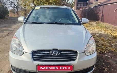 Hyundai Verna II, 2006 год, 580 000 рублей, 3 фотография