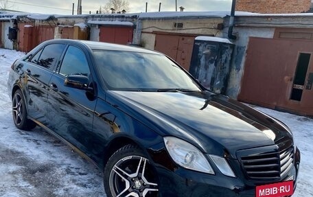 Mercedes-Benz E-Класс, 2012 год, 1 185 000 рублей, 7 фотография