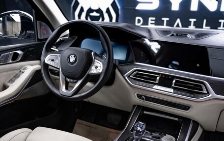 BMW X7, 2021 год, 11 000 000 рублей, 13 фотография