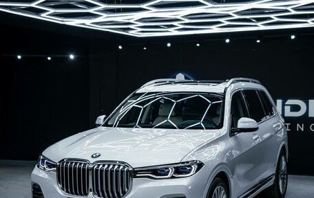 BMW X7, 2021 год, 11 000 000 рублей, 16 фотография