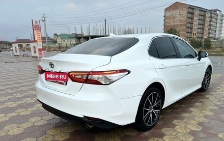 Toyota Camry, 2019 год, 2 600 000 рублей, 7 фотография