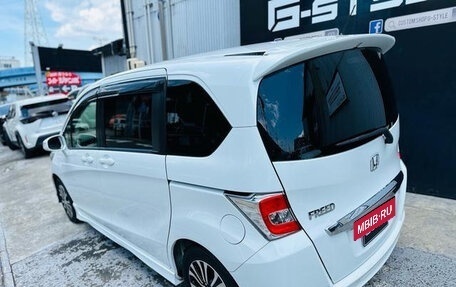 Honda Freed I, 2015 год, 1 160 000 рублей, 14 фотография