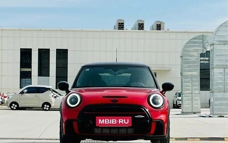 MINI Hatch, 2022 год, 4 230 000 рублей, 2 фотография