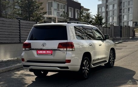 Toyota Land Cruiser 200, 2020 год, 8 500 000 рублей, 8 фотография