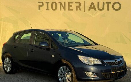 Opel Astra J, 2011 год, 890 000 рублей, 6 фотография