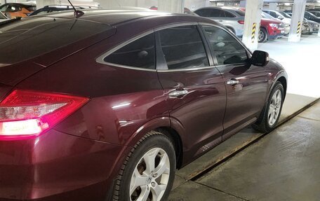 Honda Crosstour I рестайлинг, 2012 год, 1 800 000 рублей, 20 фотография