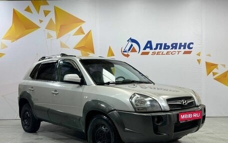 Hyundai Tucson III, 2008 год, 870 000 рублей, 1 фотография