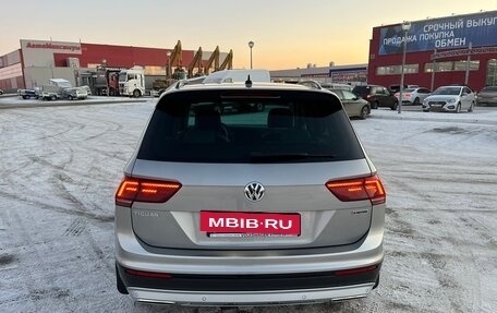 Volkswagen Tiguan II, 2020 год, 3 100 000 рублей, 5 фотография