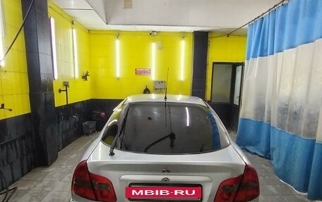 Mitsubishi Carisma I, 2002 год, 261 000 рублей, 3 фотография