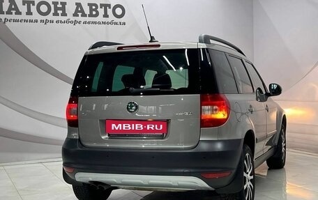 Skoda Yeti I рестайлинг, 2012 год, 998 000 рублей, 8 фотография