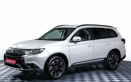 Mitsubishi Outlander III рестайлинг 3, 2021 год, 2 898 000 рублей, 1 фотография