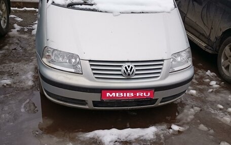 Volkswagen Sharan I рестайлинг, 2001 год, 750 000 рублей, 1 фотография